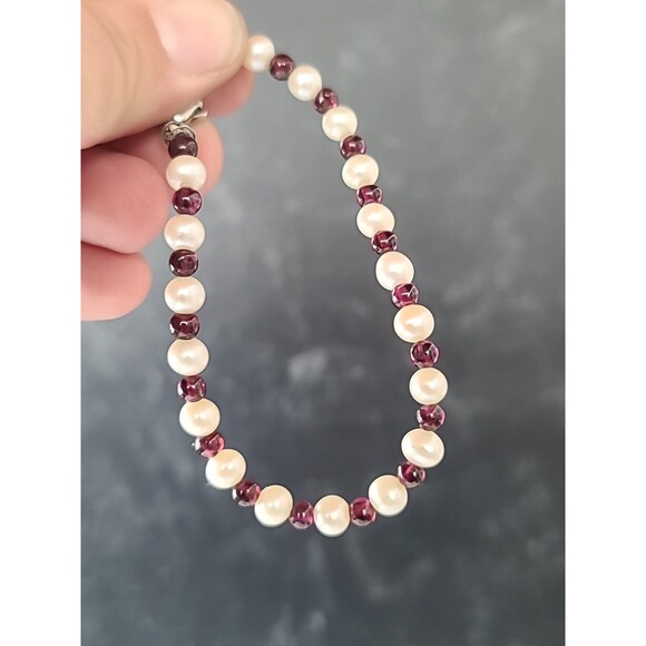 925 Sterling Silver Pearl & Garnet Beaded Bracelet With Heart & Amethyst Charms - Picture 3 of 10